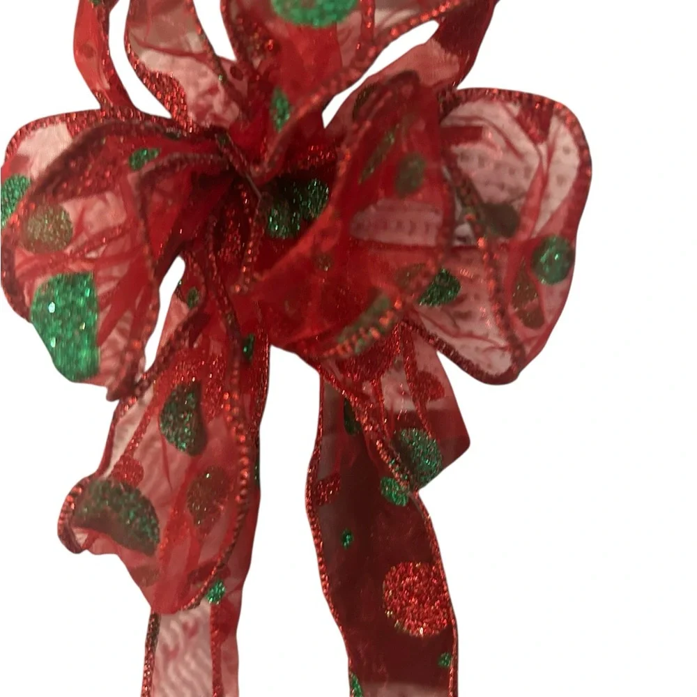 handcrafted soft  knitted Christmas wreath red and green polka dot ribbon
